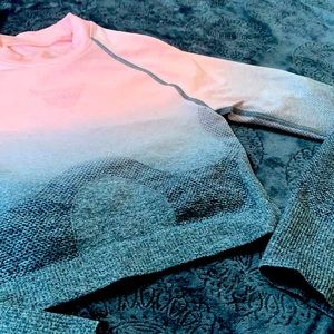 COPY - Pink and gray long sleeved fitted athletic crop top